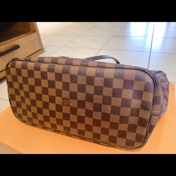 🇦🇺Authentic Guaranteed Louis Vuitton Neverfull - Picture 5 of 6
